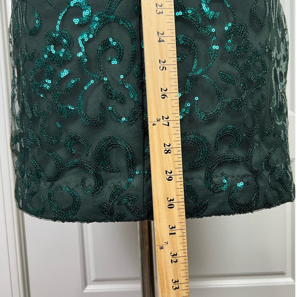 NEW VINCE CAMUTO 2 Sequins Emerald Green Shift Mini Sleeveless Dress - Picture 10 of 10